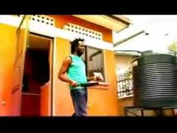 _BlackMzungu's tweet photo. Bebe Cool had that smooth Kamwokya floweven after his bae left😅#Agenze #UgaFlow #ThrowBackhttps://t.co/xlHfdntdN0 https://t.co/bV7odu2ftf