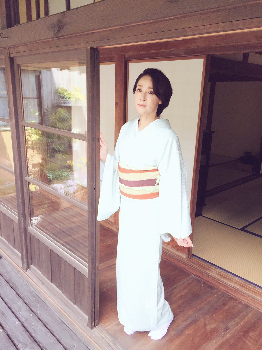 浅野ゆう子 Staff 公式 7月は少しゆっくりと活動させていただきましたが 本日より素敵な作品のクランクインです 詳細はまたご報告させていただきます 浅野ゆう子 着物 T Co Xgkfj2w5hp Twitter