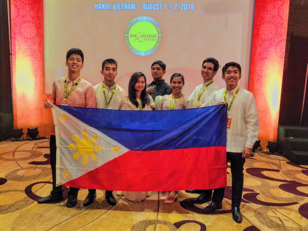 LouieAldrei's tweet photo. Team Pinas! ππ΅πβ€οΈ #7thUSLS https://t.co/lgMG69HDE7