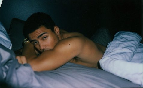 ItsJamieHart's tweet image. come and see me.