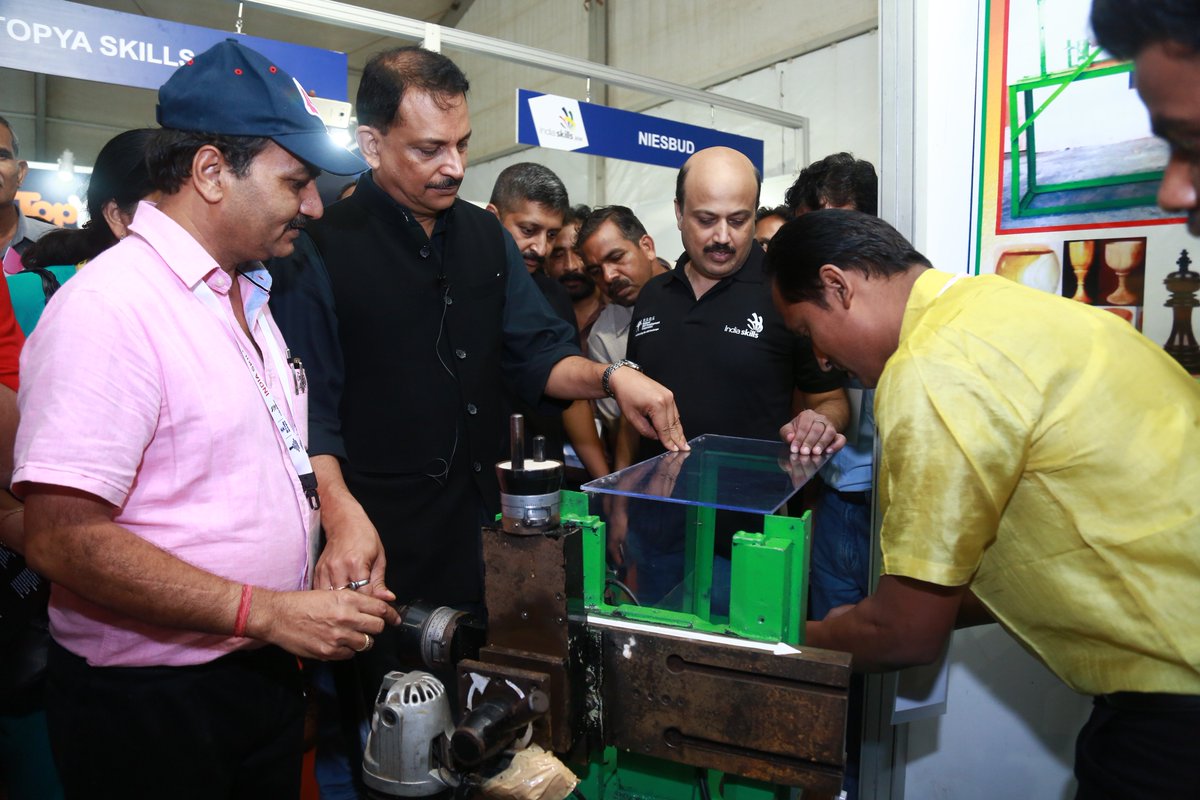 DG_Training tweet media