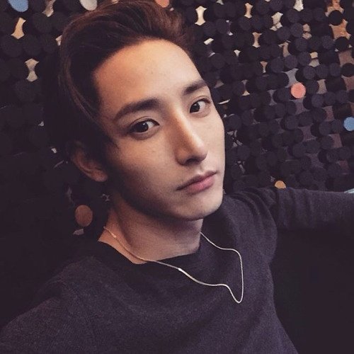 Leggouv's tweet photo. Lee Soohyuk oppa is ♡♡♡ 😍 @LXXSXXHKKK @LXXXSXXHKKK https://t.co/7uZwEKu2SF
