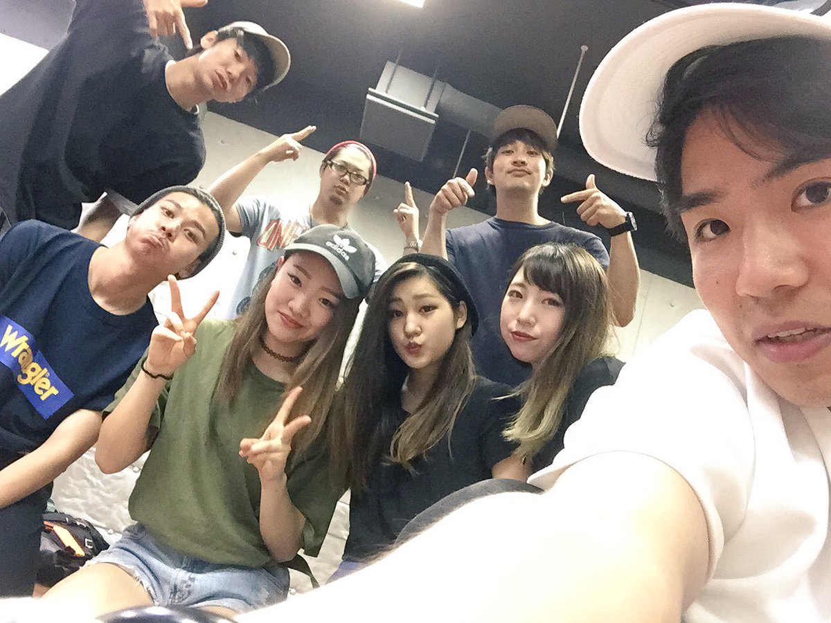 Fis_block's tweet photo. 今日は8/19TakeStarSpecialの
ダンサー入りリハーサル‼︎

https://t.co/FWUVUjqO0i
#Fisblock #TakeStar #品川ステラボール https://t.co/1gBH1QqcFO