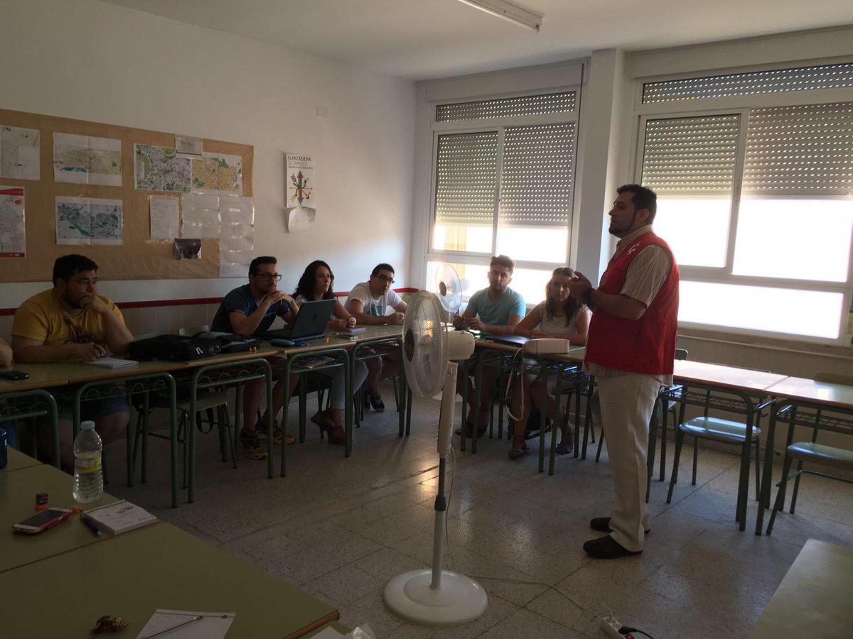 lanzaderanaval's tweet photo. Taller de liderazgo @CruzRojaEsp con Néstor Mariscal #LanzateLanzame @Lanzaderas_EES @FundacionSMLRPH @fundacionTef https://t.co/CKk4xk9jbQ