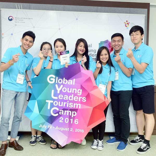patsycanoza's tweet photo. meeting you guys is the highlight of this camp & i think representing the philippines is just a plus factor π #gyltc https://t.co/mcGYPLpR9b