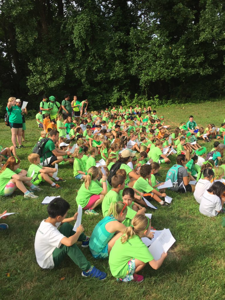 CongoFreshmen's tweet photo. Green team friendship song practice! @TheCongoCamp #congocamp16 #congoconquest16 https://t.co/8Q0LidV7Ol