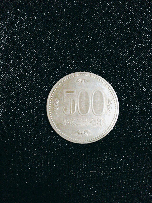 shokita5641's tweet photo. バスで降りようとしてる人が
隣にきてお兄ちゃん野球部？って聞かれて、そうですと答えると
はい、って500円渡された😭
そして野球頑張ってねって言われた。
野球が出来てるのは沢山の人々が支えてくれているからと深く知ることができました。 https://t.co/f2EmDyYthT