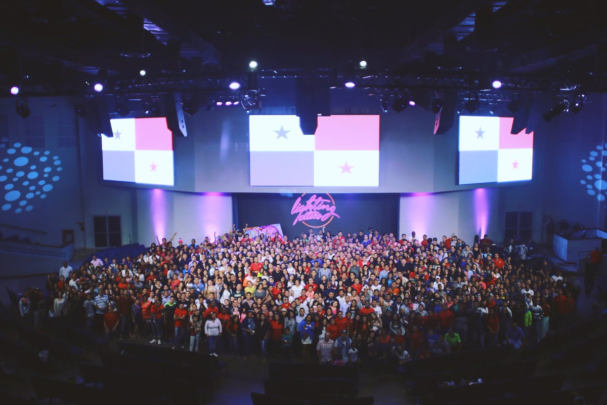 lightingcities's tweet image. Fin de semana inolvidable en Panamá. Cientos de Pastores y líderes en el Tour #LightingCities en este hermoso país.