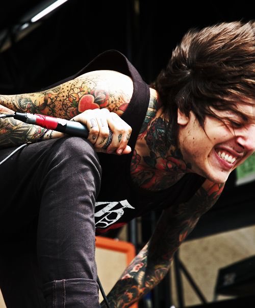 оливер сайкс funny. Bring me through. Bmth 2006. Bmth follow you. группа bring me the horizon amo.