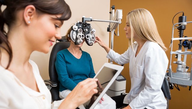 ljlynch's tweet photo. A #biztech upgrade led to a 47% increase in new patients for this #smallbiz. #iamintel https://t.co/qkztFtLVBJ https://t.co/YUYI9gBqQ6