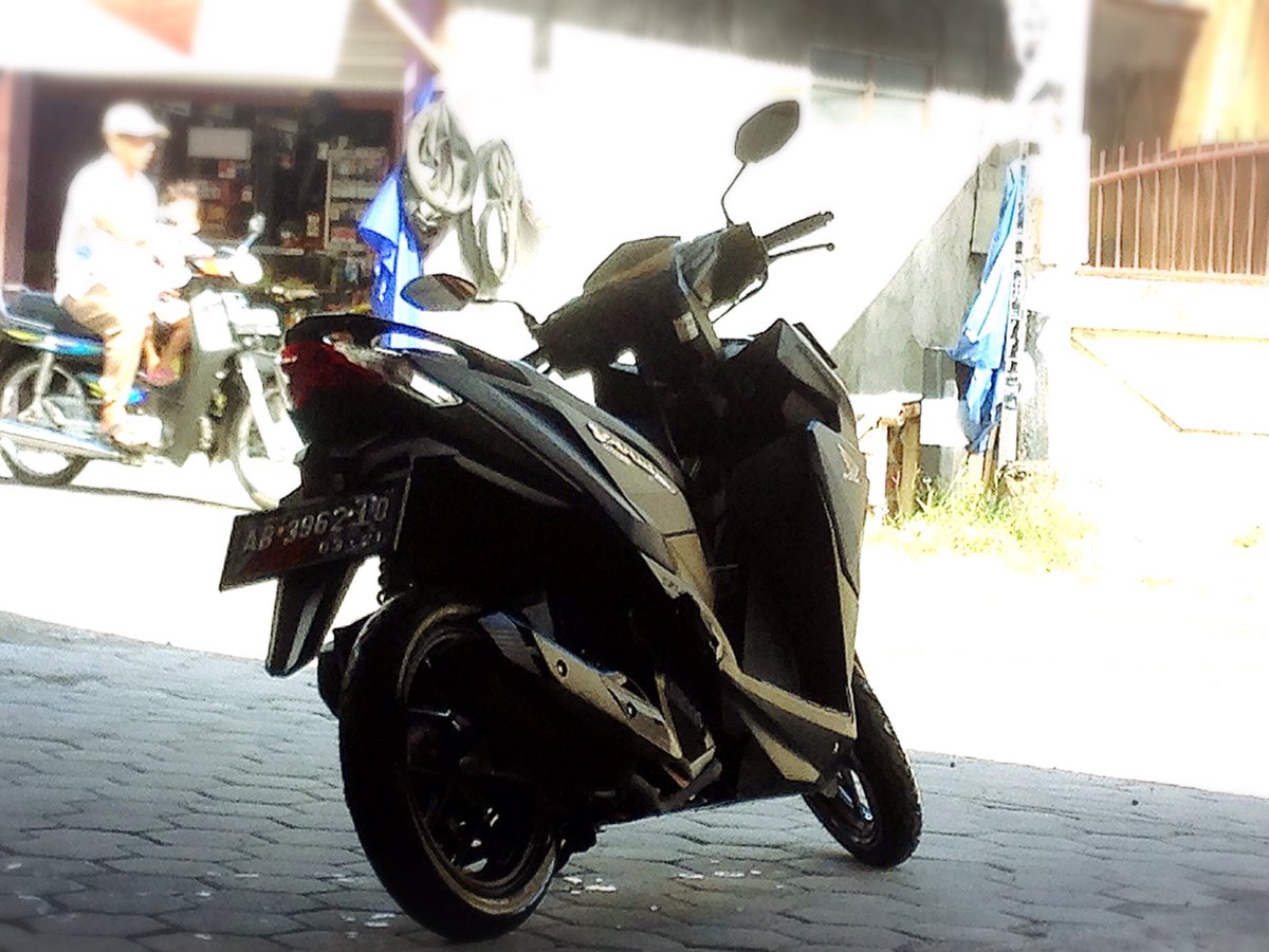 Doi si baja hitam dah ghantenk 😊😍 bis nyalon yak , buat bsk ngetour ktemu om di temanggung ☺️