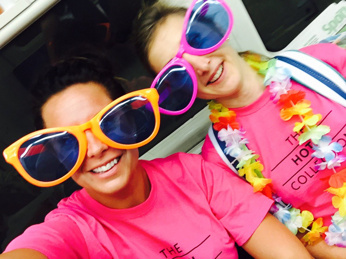 GemmieGemma's tweet photo. #THCsales are hitting the streets of #London 🍦#THCroadtrip @HotelsCo @OldShipHotel #teamsouth https://t.co/0Ngf0uMlhV