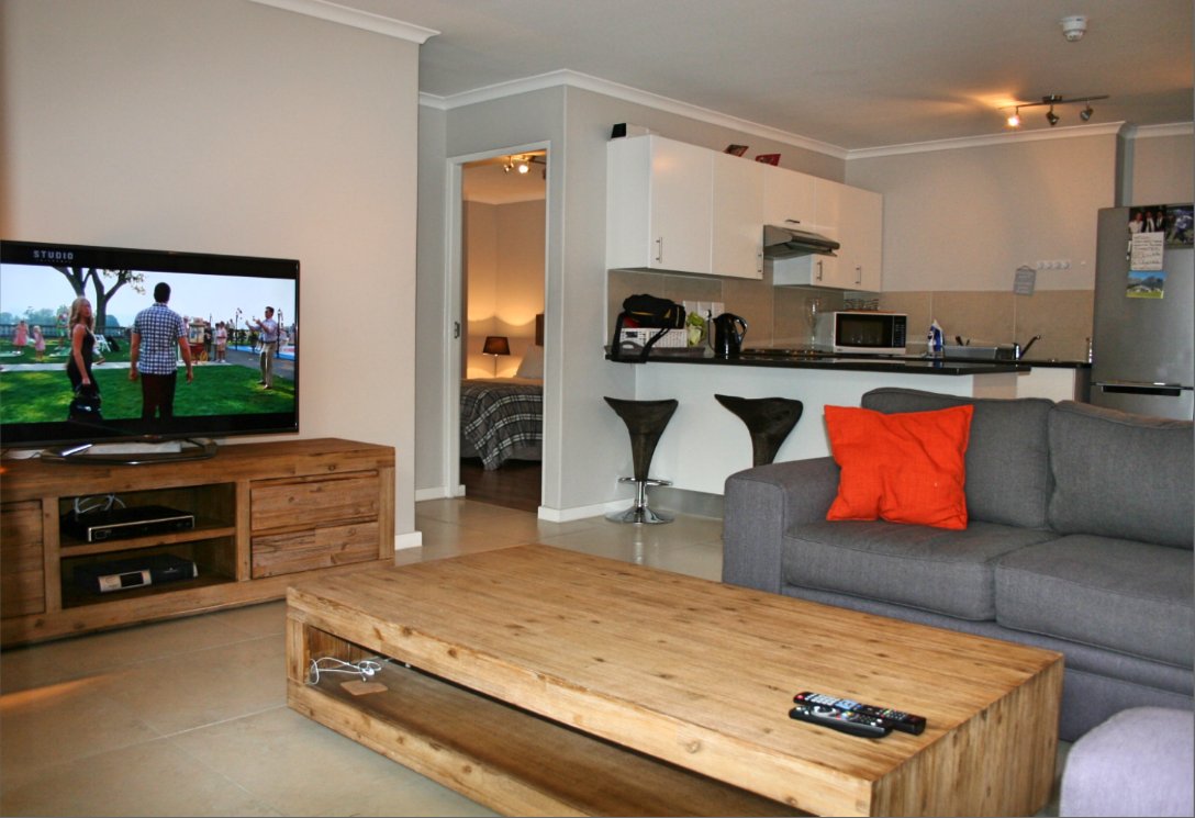 EvoProp's tweet image. The Beaumont - 2 Bedroom Apartment for Sale in Claremont- 77m²
Fully Furnished, Bathroom, Lounge &amp;amp; Kitchen &amp;amp; Balcony