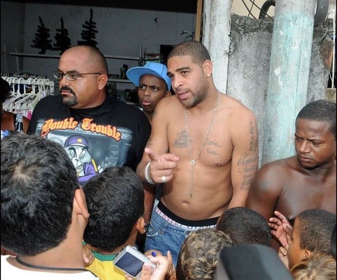 Voir l'image sur Twitter