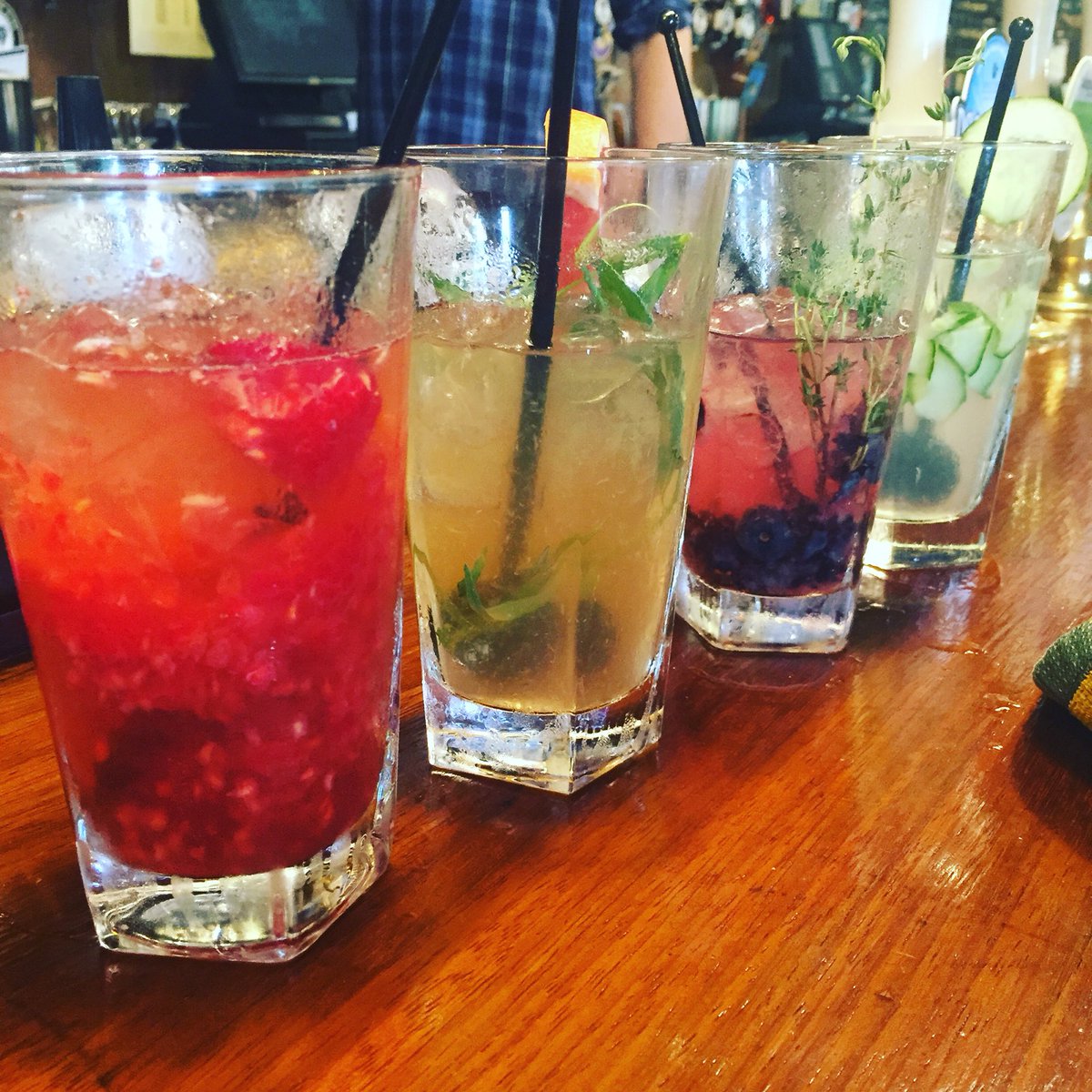 armoury_pub's tweet photo. G&amp;T tasting this morning #newsummerdrinksmenu https://t.co/cHJnK0UewL