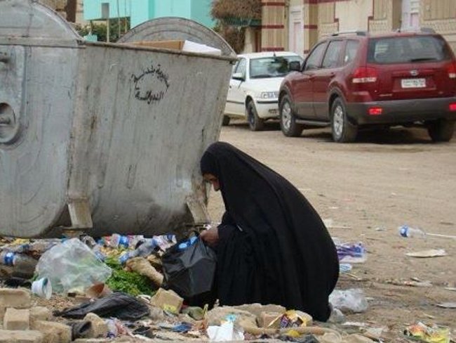 wataan_Iraq's tweet photo. ذولة رااح يوگفون بين يدي الله
راح يسألون وين حقنـه ضااع
��لي يخولهاا بالهم كل سياسي خائن شيعي او سني
#سرقوا_خبز_الشعب https://t.co/jnYXoKnRL9