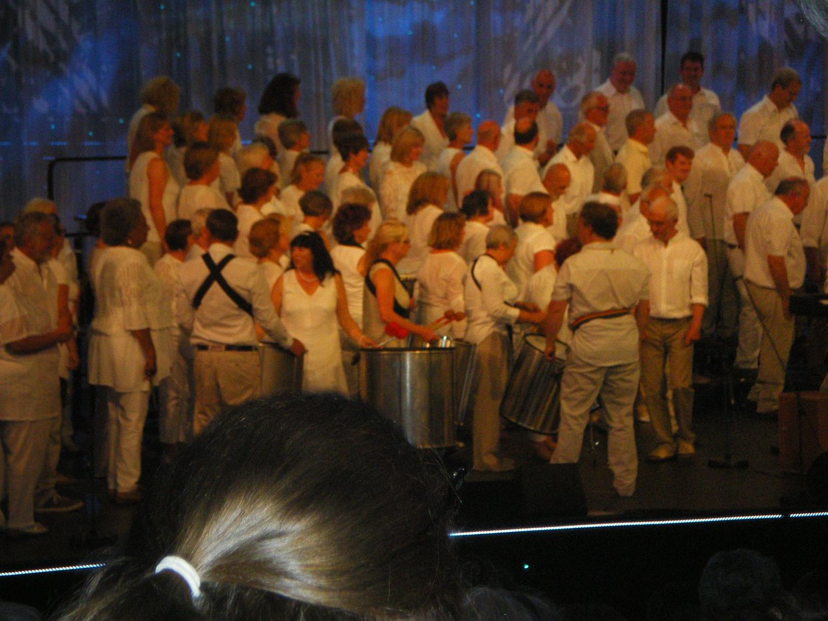 OnlyDrumsAloud's tweet photo. Photos of the Eisteddfod gig on Sunday, The Old Bangers Samba Band and Chepstow Singing Club https://t.co/xWmFmVGPht