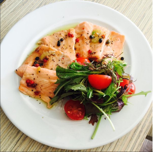 C_AliceResto's tweet photo. For our #weeklystarter let us introduce the Salmon Marinato al 3 Pepi from our #newmenu https://t.co/i3zrbftfbO