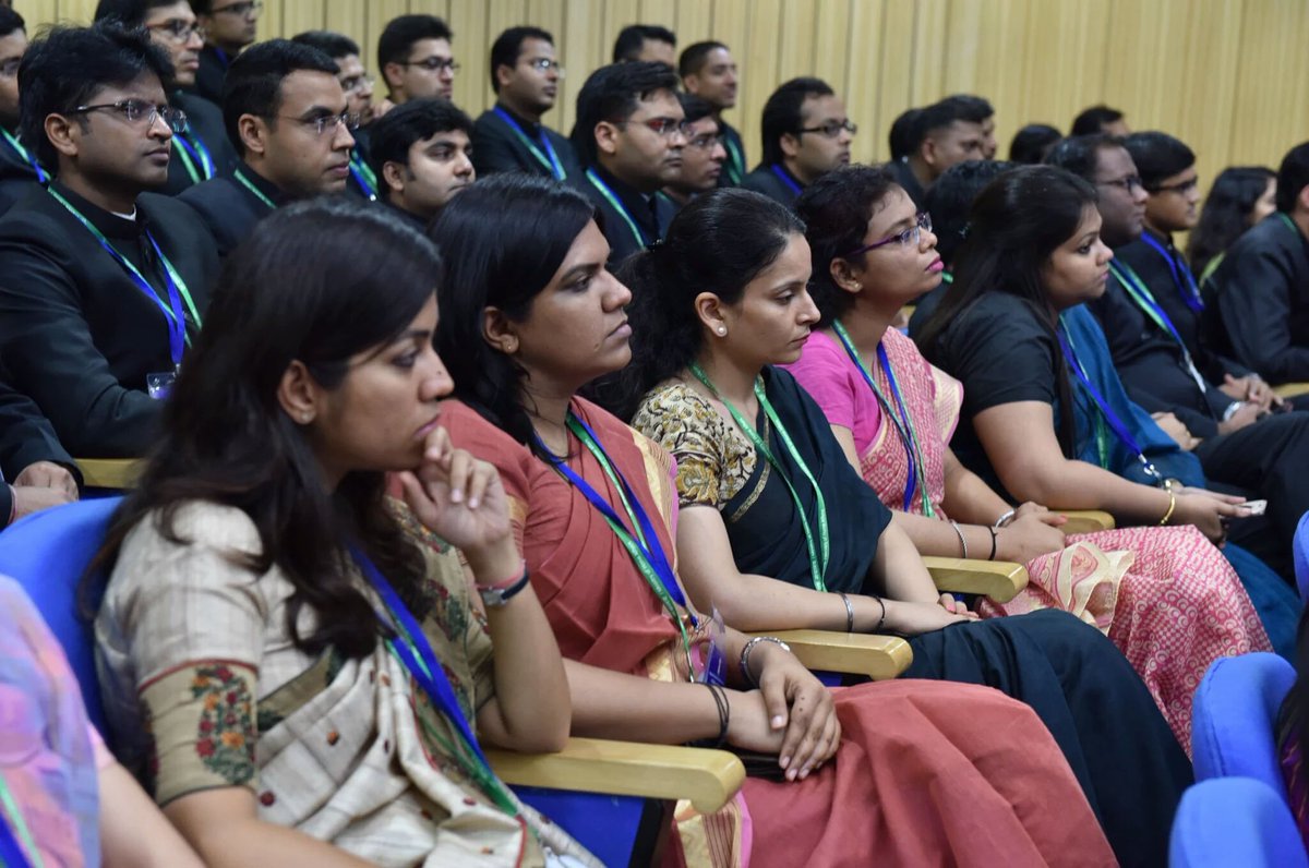 IASassociation's tweet photo. Moment of pride for IAS officers of 2014 batch to be addressed by @PMOIndia. Let's resolve to make India better. https://t.co/ZgLf0YmKML