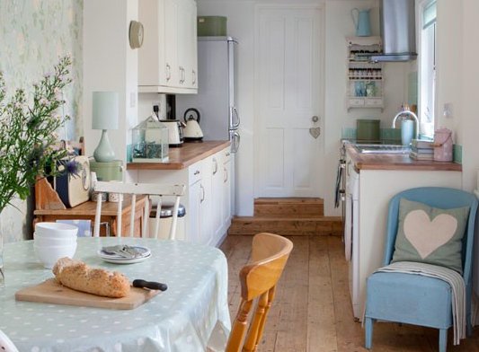 This little home proves that good things really do come in small packages! trib.al/kVFZbs2