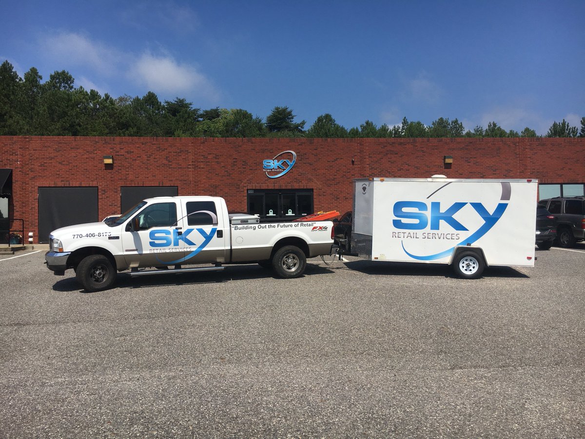 Partial wrap, she's ready for the road!  Sky Retail <a href="/SKYretailserv/">Sky Retail Services</a>