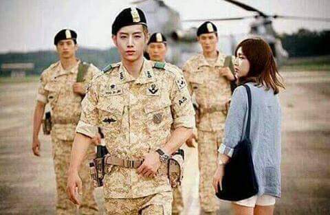 GHoneyH's tweet photo. "igot7 kings of photoshop - 2" 😂

#Mark #BamBam #markbam #GOT7 #DescendantsOfTheSun https://t.co/gsRj8hgA7o