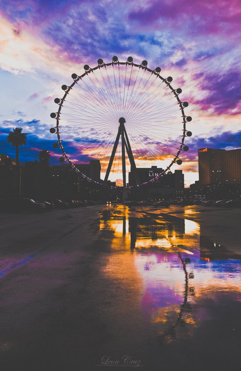archivalgrams's tweet photo. Golden Hour 3. @HighRollerVegas @TheLINQ 
#lasvegas #Nevada #beautifuldestinations #onlyinnevada #lasvegasstrip https://t.co/BtdsZFPF2G