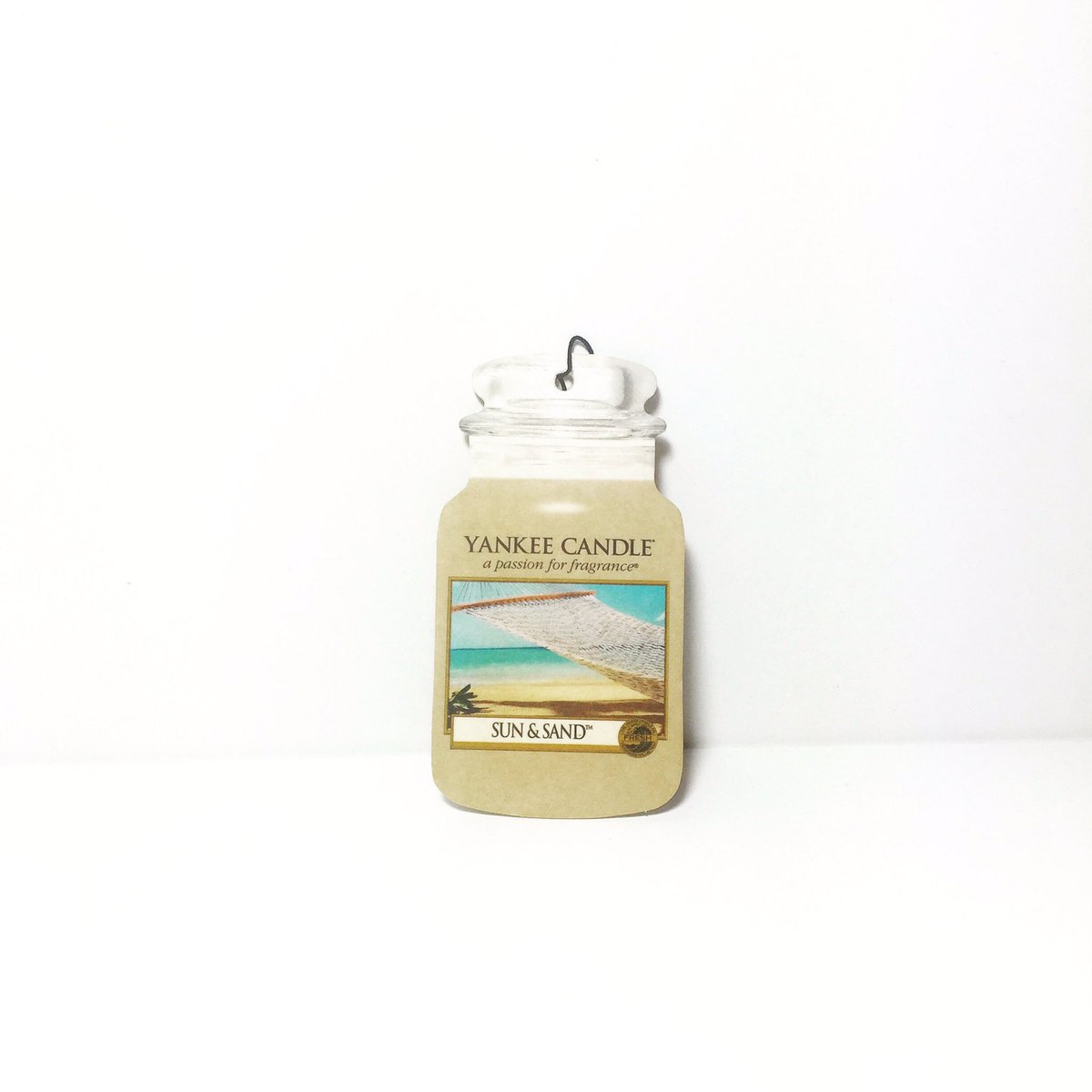 mamageschenkbox's tweet photo. Goodie aus unserer Juli Box und perfekt für den Sommer!
Sun &amp; Sand Jar von YankeeCandle #giftbox #mamabox #mama https://t.co/wkTmKvGgY3
