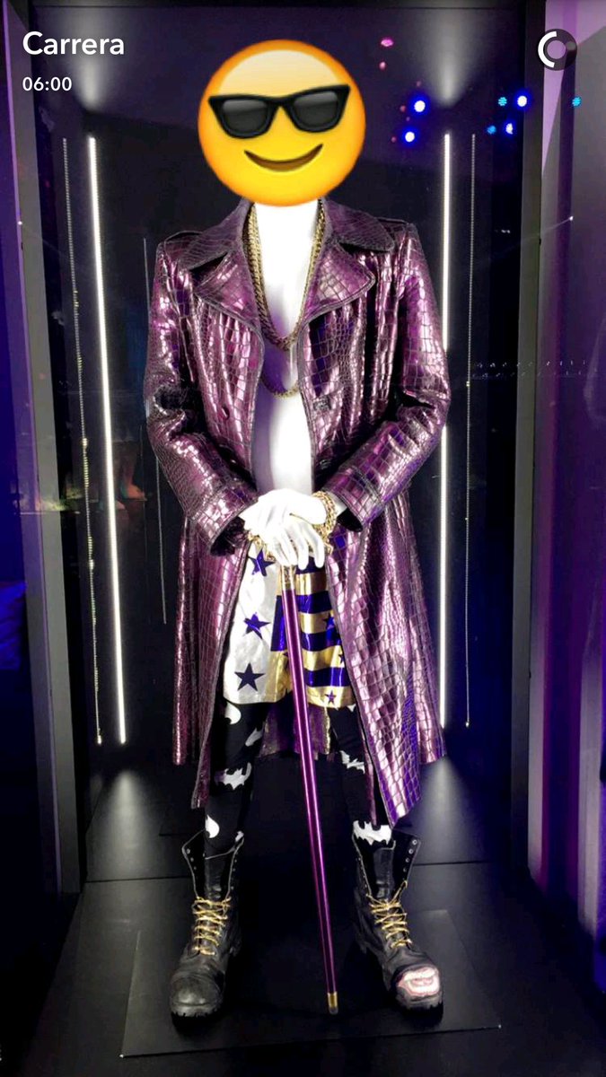 We_Are_One_Mars's tweet photo. After party of #SuicideSquadPremiere 

Carrera on #snapchat https://t.co/QqR2NELBtL