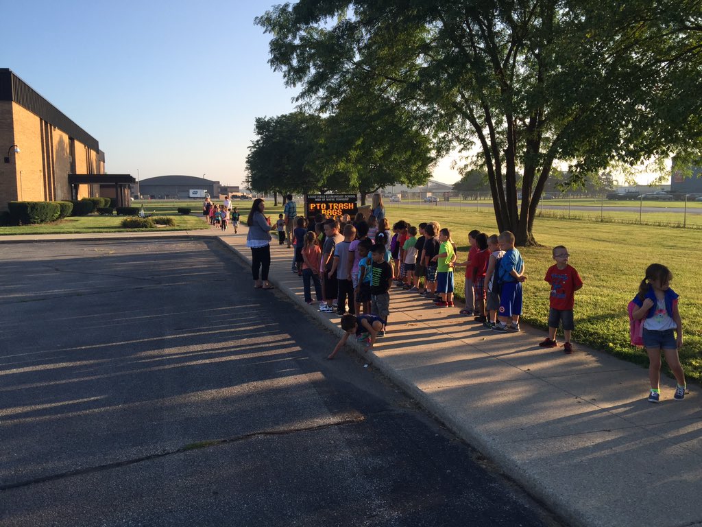 SFE_3820's tweet image. Great morning for safety drill practice! #safeschoolsafecommunity #PracticeSafeWork #WeAreWayne