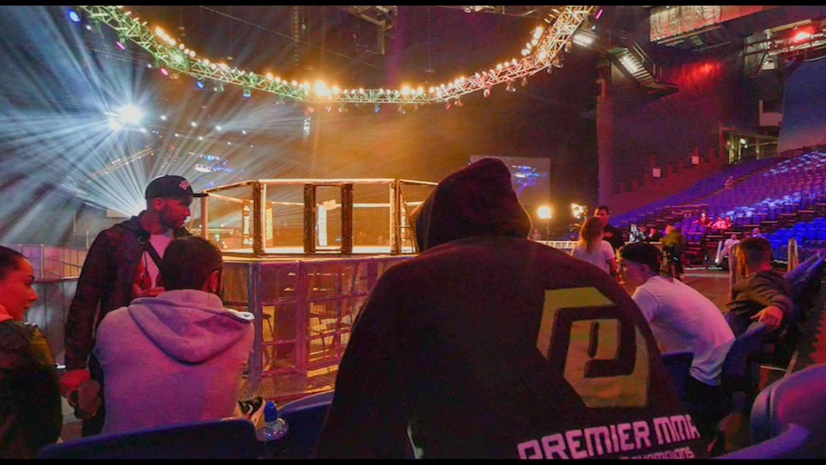 BloodSweatChoke's tweet image. The slick new MMA webseries...watch now on YouTube☝ 
youtu.be/Jt2nISk6n_I