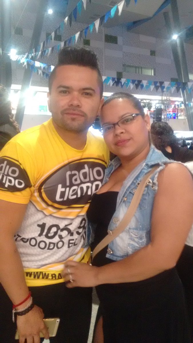 isabel02082014's tweet photo. #Eres lo máximo mi victor pino 
😍😍😍😍😍😘😘😘😘😘 @VictorPinoHenao https://t.co/2NYFthNVfL