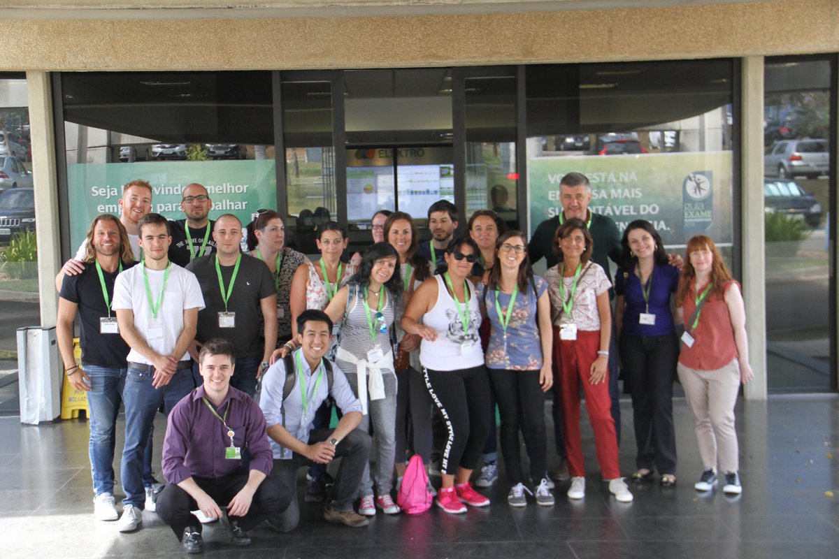 eaorcajo's tweet photo. Feliz de comenzar un año más un proyecto tan especial #Involve2016 @iberdrola @jcrisen https://t.co/lwgdobW6yp