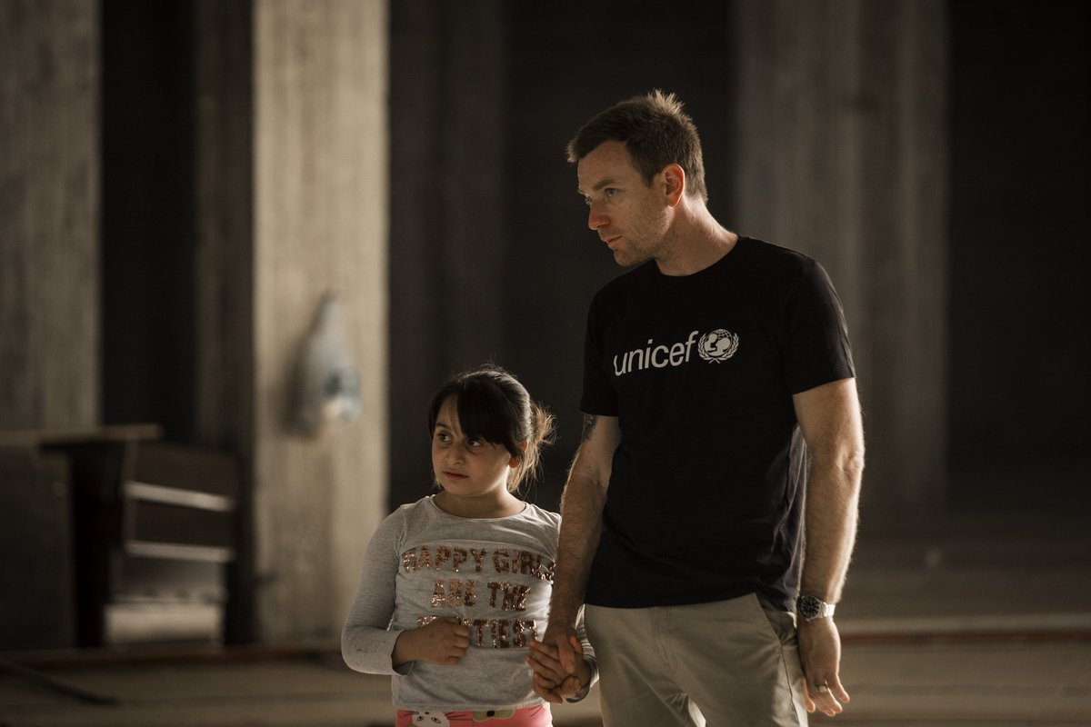 UNICEFiraq's tweet photo. @UNICEF_uk Ambassador @mcgregor_ewan recently visited #refugee &amp; displaced children in #Iraq https://t.co/Zu202RrGAk https://t.co/64ckzTCHjI