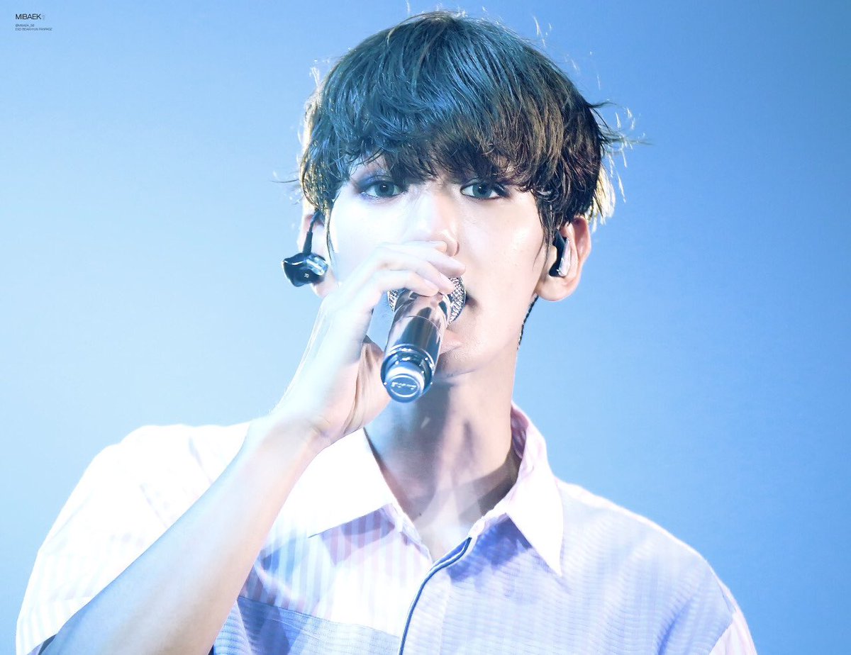 exoffical's tweet photo. 160730 Baekhyun at Exoplanet #3 - The EXO’rDium in Seoul | MiBaek https://t.co/0wn7X2rACz https://t.co/nV8UCvSA49