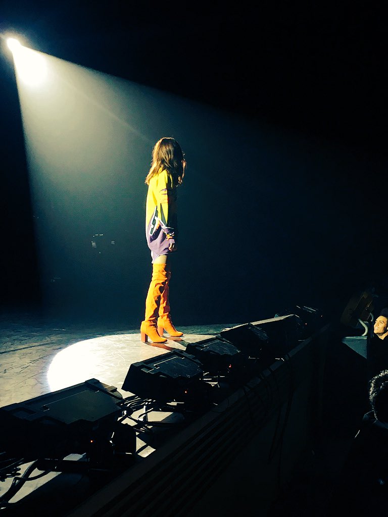 RevivalTour's tweet photo. #RevivalTourTokyo https://t.co/TdteHO0HrY