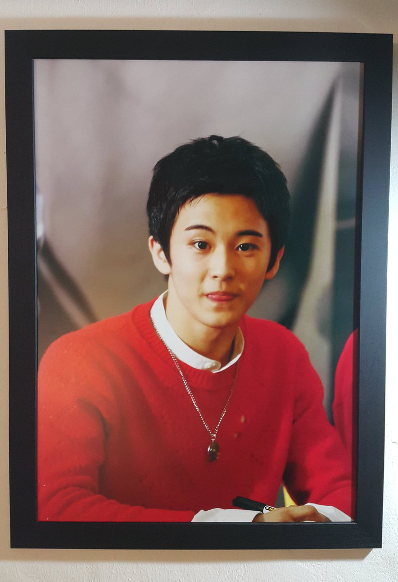 Rhythm_boy802's tweet photo. [MarkCafe☕]액자 판매 공지
오늘 생일카페에서 판매되지않은 액자 2종중 구매를 원하시는 분은 DM주세요. 자세한 이야기는 DM으로 이야기해요😊 https://t.co/aAzCR28MmP