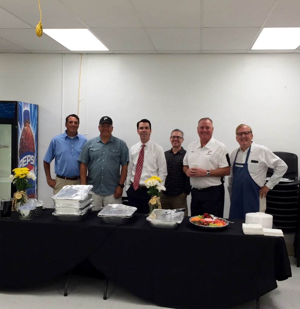 Welcome back teachers! Dad's Club ready to serve Village Inn breakfast. #PlantDads #GetInvolved