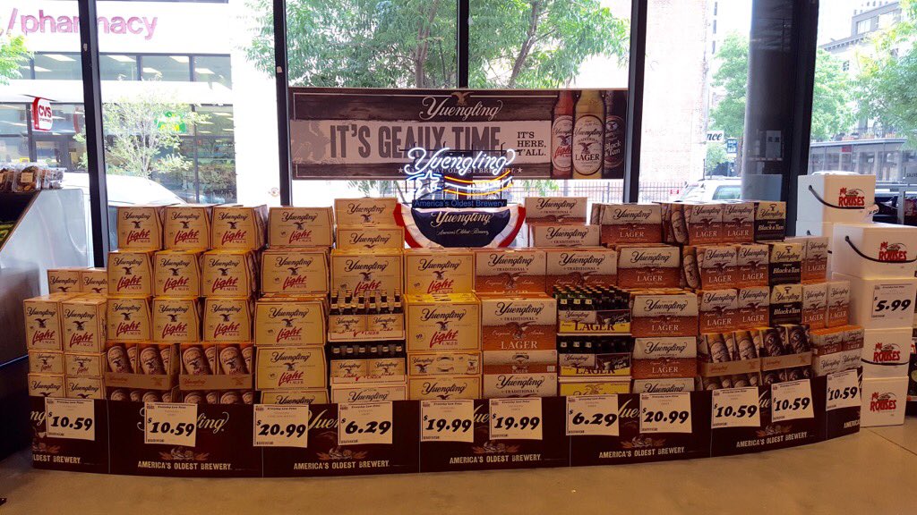 YuengsandThings's tweet photo. New Orleans, @Yuengling_Beer  has landed! Great Display @RousesMarkets . Lager, Light Lager &amp; Black &amp; Tan available! https://t.co/zvW7q2ArbY