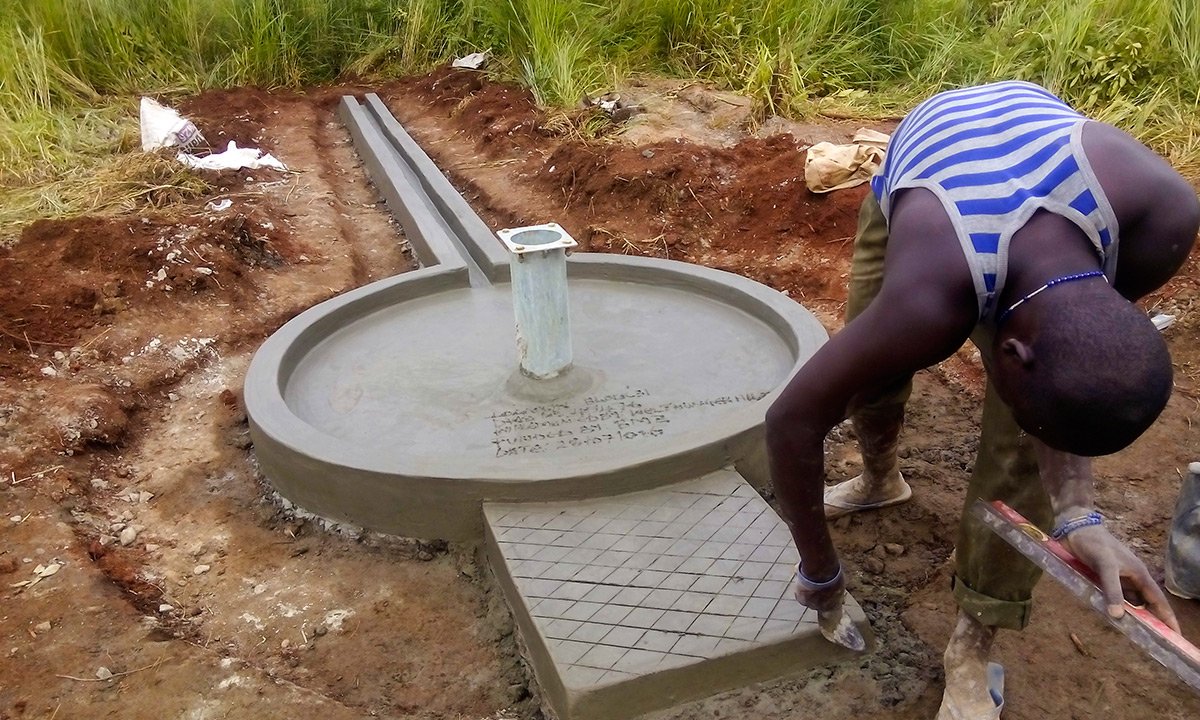 Welthungerhilfe's tweet image. Brunnen für #Flüchtlinge aus #Südsudan – es geht voran! Helfen Sie mit: welthungerhilfe.de/spende-fluecht… #SpendeEinenBrunnen