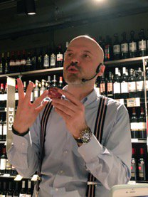 vinomatica's tweet photo. #Oltolini, è mancato un fuoriclasse dell'#enogastronomia @Corriere https://t.co/QcYpidCQld https://t.co/BdTySidcD9