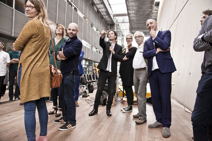 WhatDesignCanDo's tweet photo. New on the blog: A recap of @Het_OM, @followrietveld & @DTAcademyLondon's #WDCD2016 workshop https://t.co/38yjqcbW84 https://t.co/ISVfSmQHnd