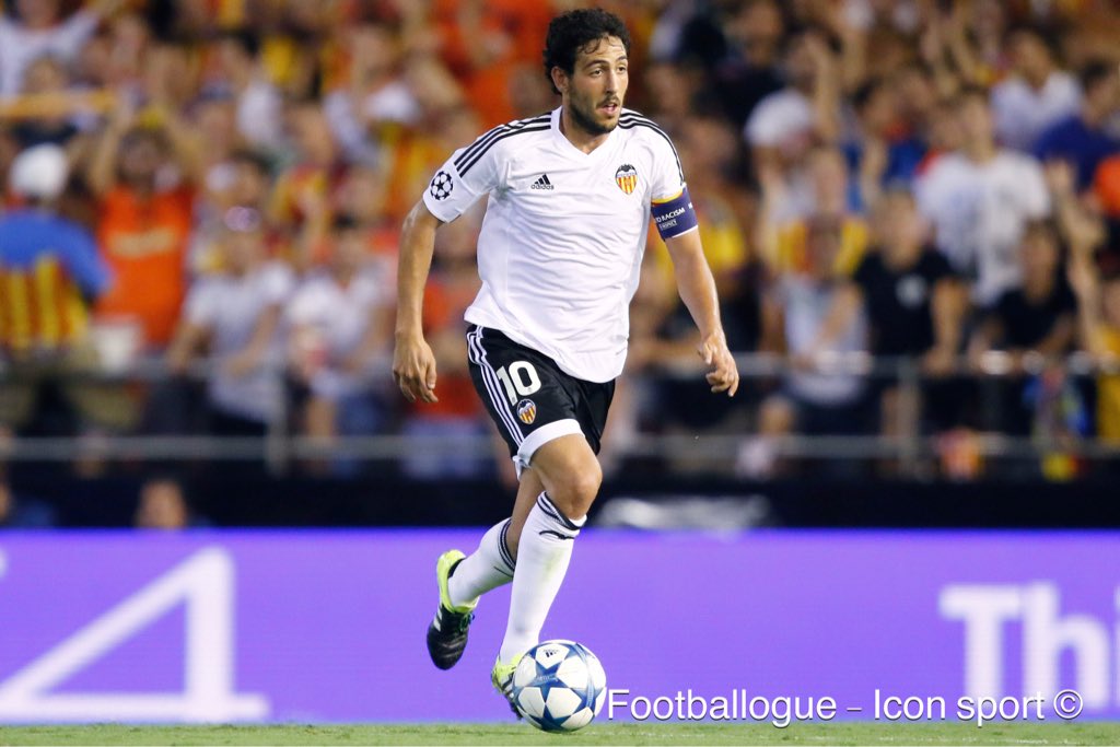 Footballogue's tweet photo. [#Décla💬] Pitarch (DS Valence): "Parejo n'ira pas à Séville. Il est professionnel et respecte les fans de Valence" https://t.co/8WtjDdnh60