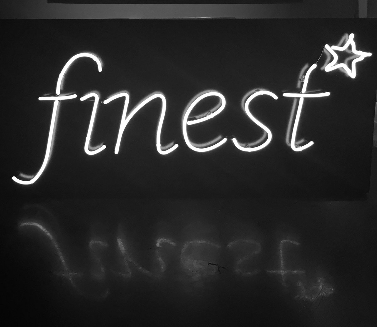 Tesco finest* launches pop up wine bar in London’s Soho today tesco.com/finest-wine-ba…