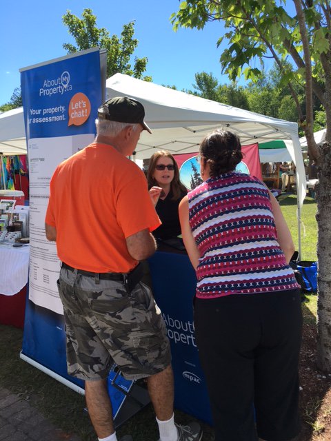 MPAC_Ontario's tweet photo. Great turnout at Rosseau Farmers Market last Friday! @NaturallySeguin #2016AU Check out https://t.co/OwTWKROodc https://t.co/3wNeqdYmyy