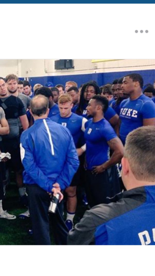 mrdevo7's tweet photo. Summer workouts are coming to an end. It's Football season !!!!! https://t.co/BTRsIofQy6