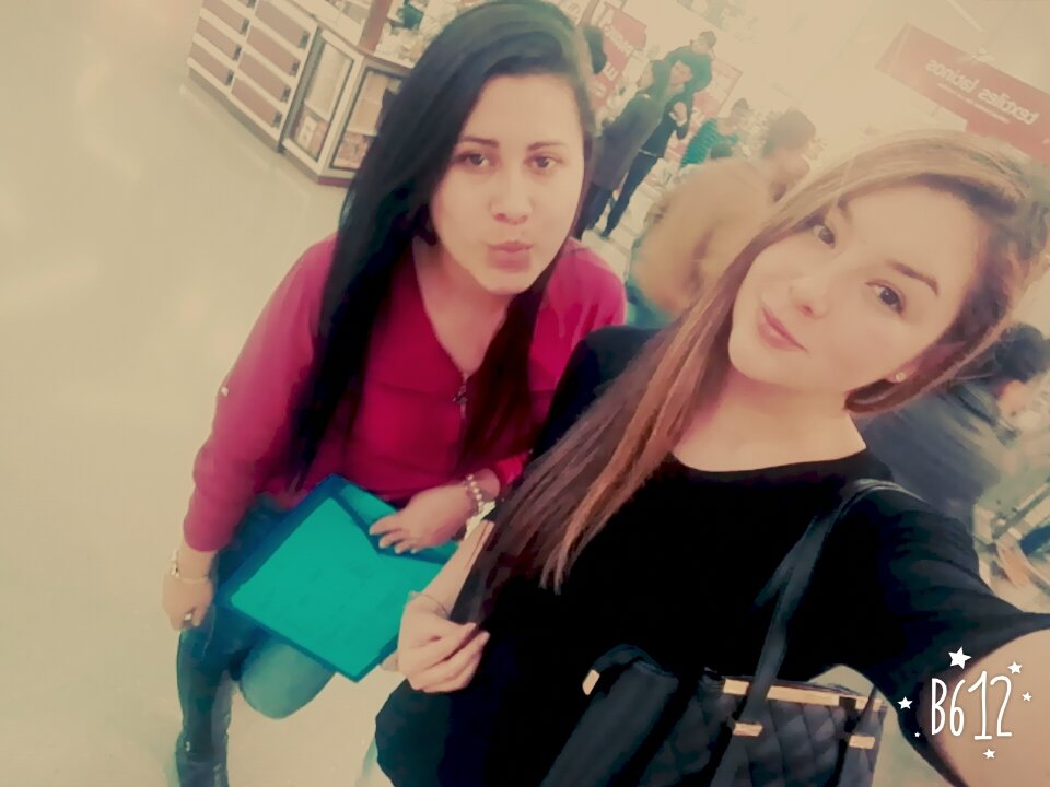 salexza's tweet photo. A pocas personas puedo de decirles mejor amiga! Y tu eres una de ellas! Te quiero muuucho #Norbe :-) <3 https://t.co/oSTRnuihyl