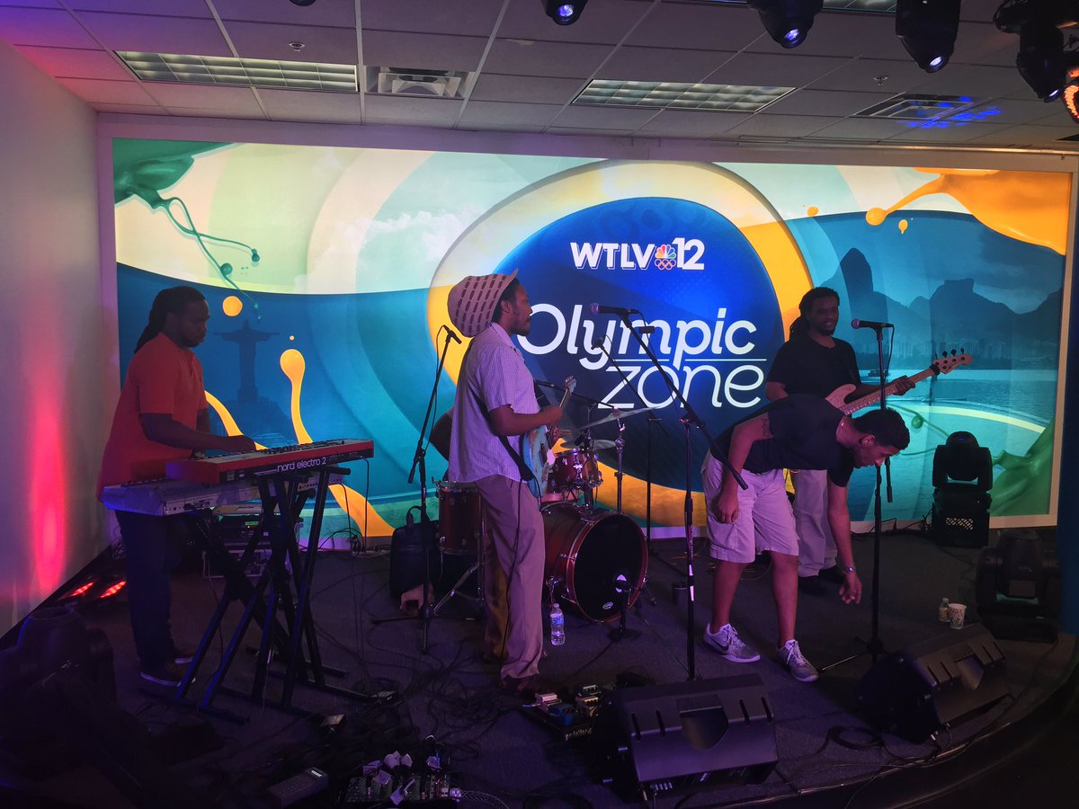 Lew Turner tweet media