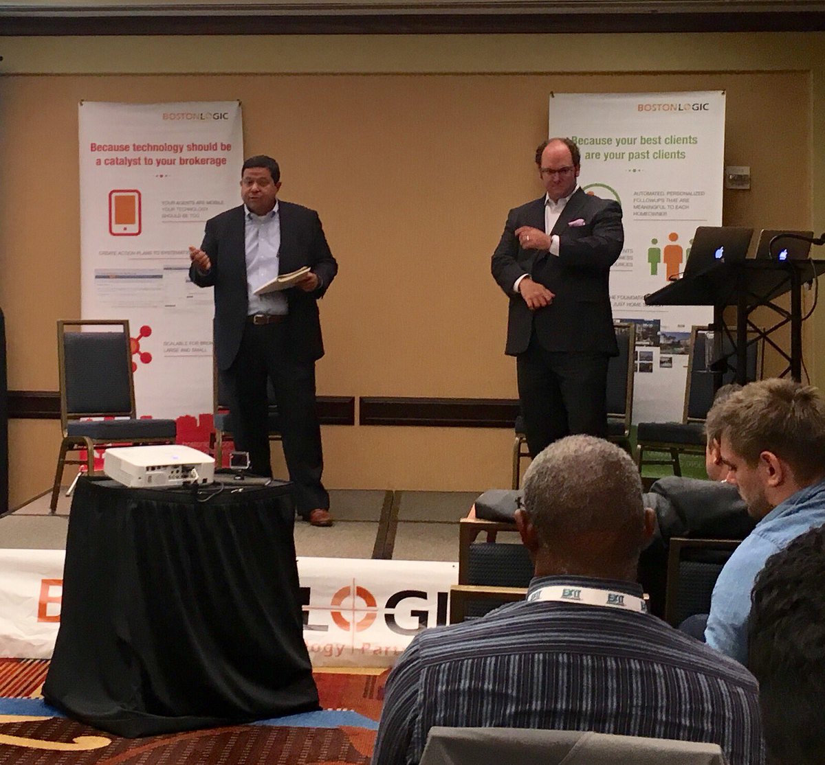 #icsf <a href="/gregrobertson/">The Fabulous Greg Robertson</a> cites actual customer churn statistics for his software-as-a-service company W+R/Cloud CMA