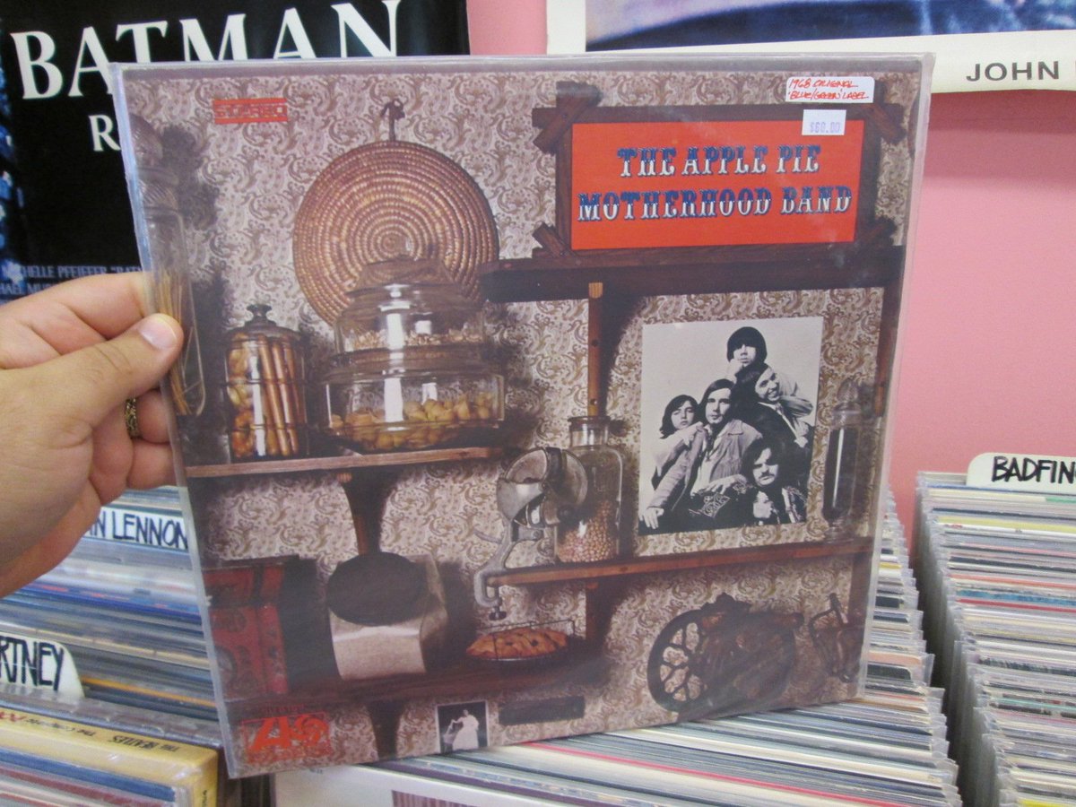 VVMOEvanston's tweet photo. Apple Pie Motherhood Band album on #vinyl. #vvmo https://t.co/IYLrVjFHgR